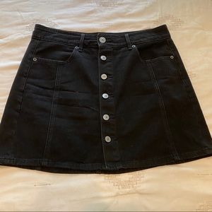American Eagle Button up front denim skirt